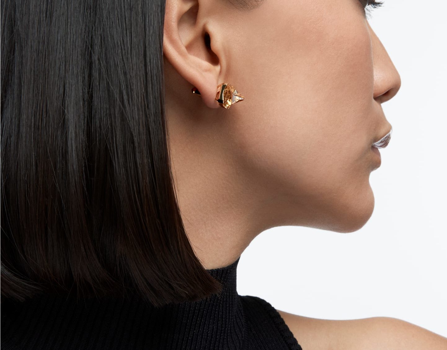 Swarovski Ortyx Ohrstecker Pyramidenschliff, Gelb, Goldlegierungsschicht 5613680 – Bild 3