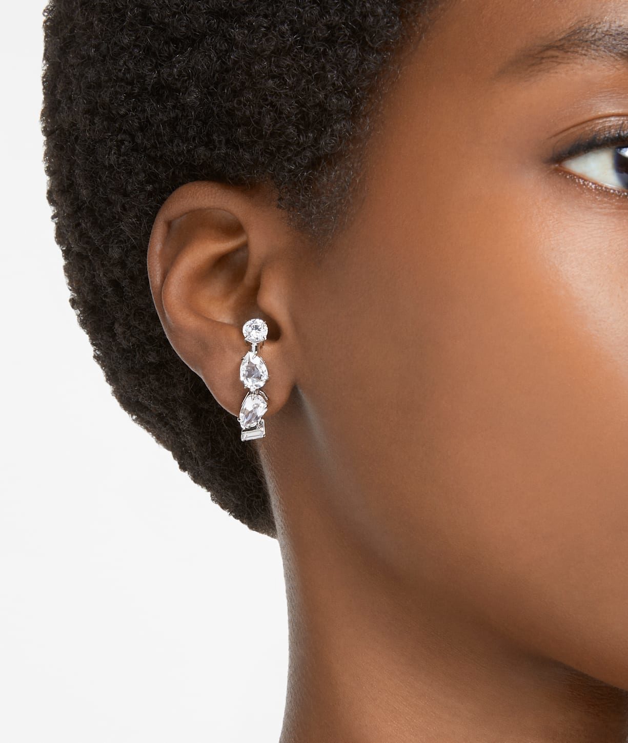 gema ohrspangen verschiedene schliffe weiss rhodiniert swarovski 5639331 2 e1663842566235 gema ohrspangen verschiedene schliffe weiss rhodiniert swarovski 5639331 2 e1663842566235